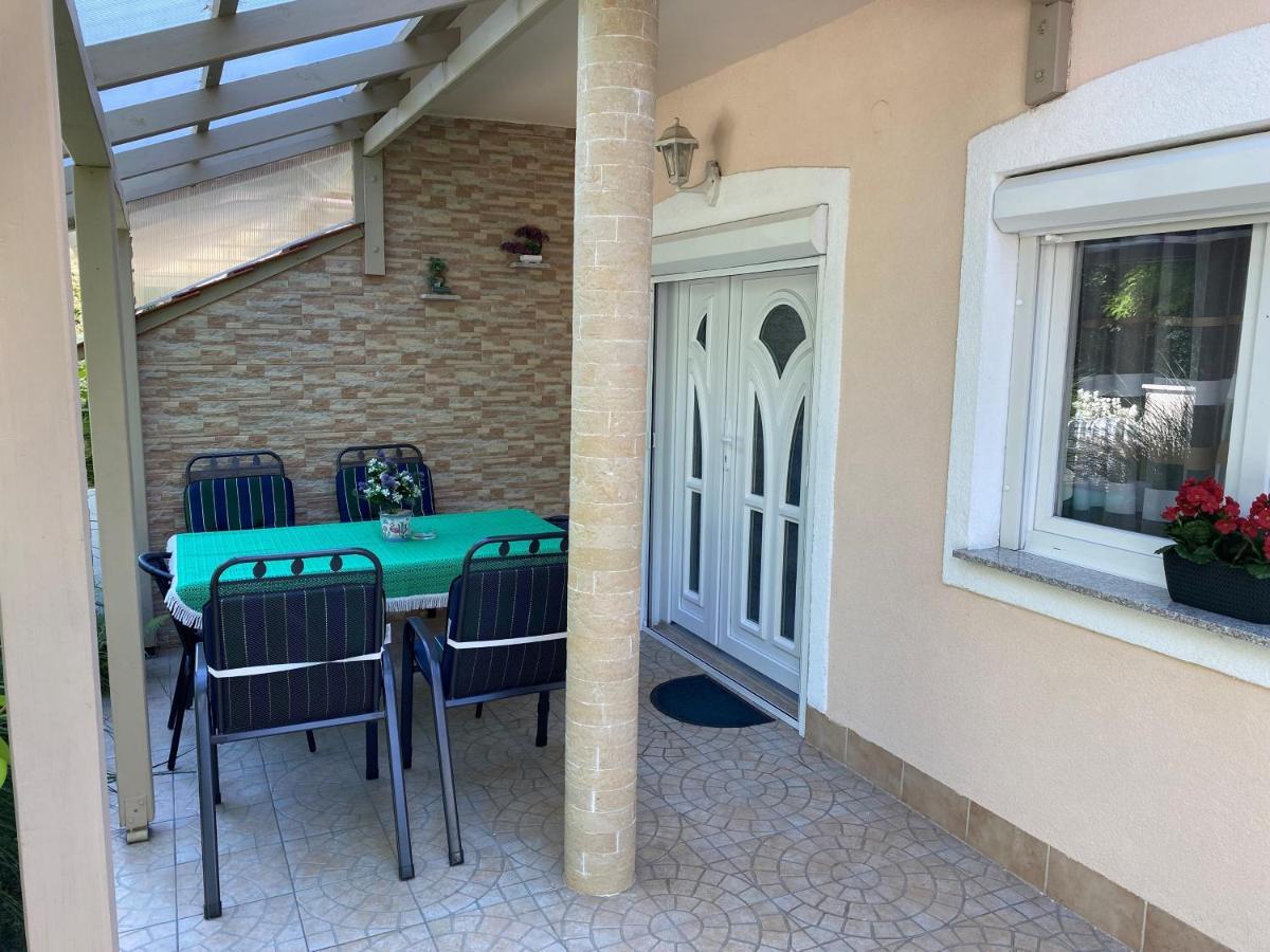 Sommer Ferienhaus Balatonszarszo Eksteriør billede